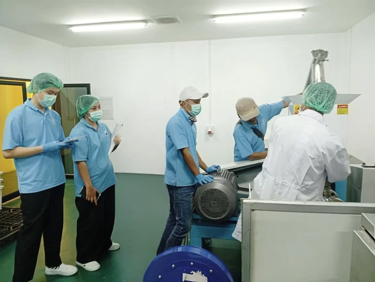 ทีมงานมืออาชีพตรวจสอบคุณภาพ